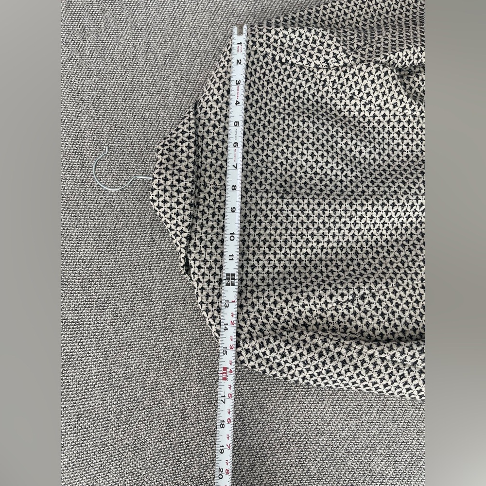White House Black Market Black and White Cropped Blazer - Picture 9 of 16